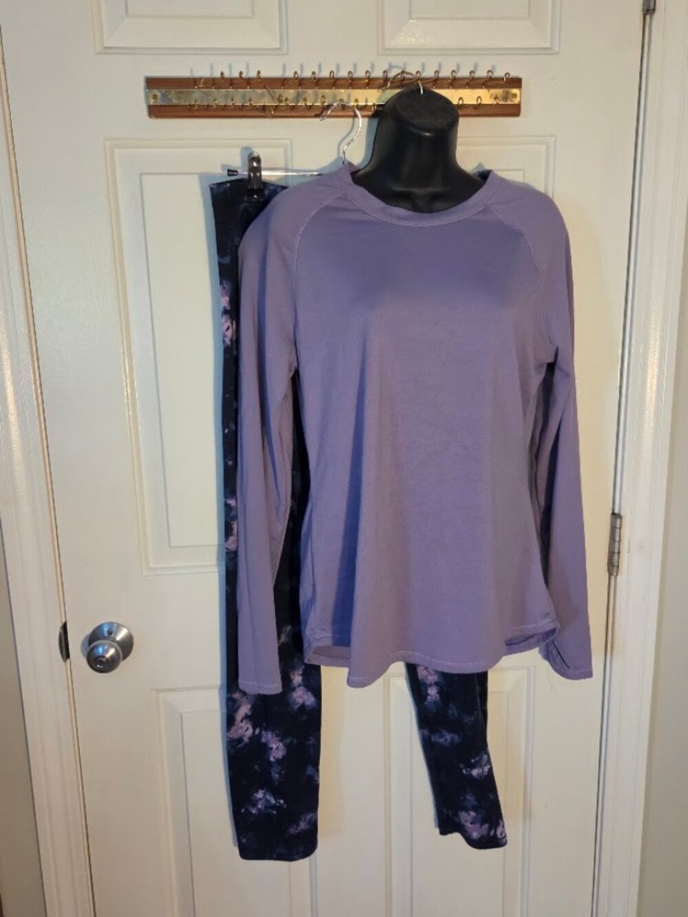 Climate Right by Cuddl Duds Women's Brushed Comfort Top & Leggings Thermal Base